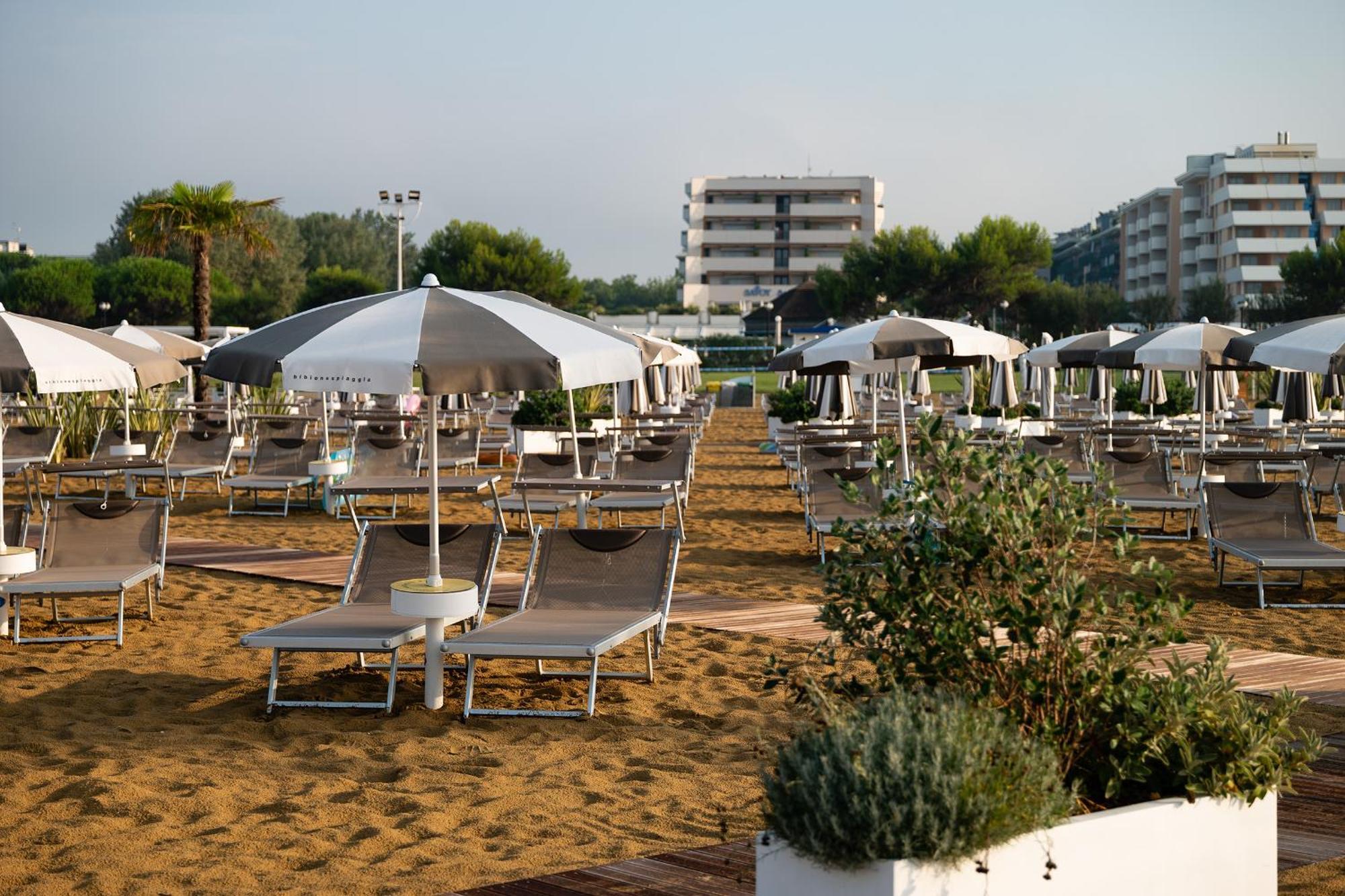 Smeralda Bibione Buitenkant foto