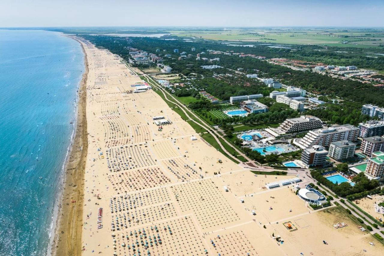 Smeralda Bibione Buitenkant foto