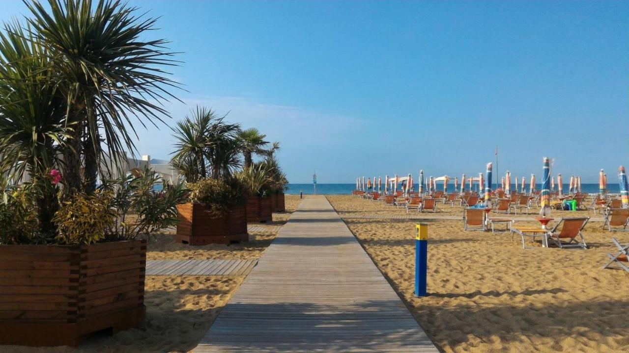 Smeralda Bibione Buitenkant foto